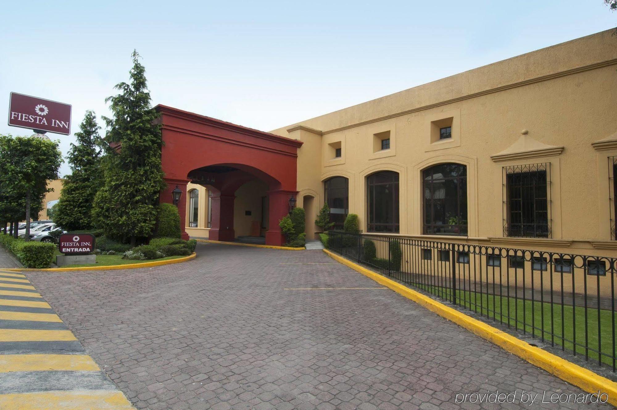 Fiesta Inn Toluca Tollocan Екстериор снимка